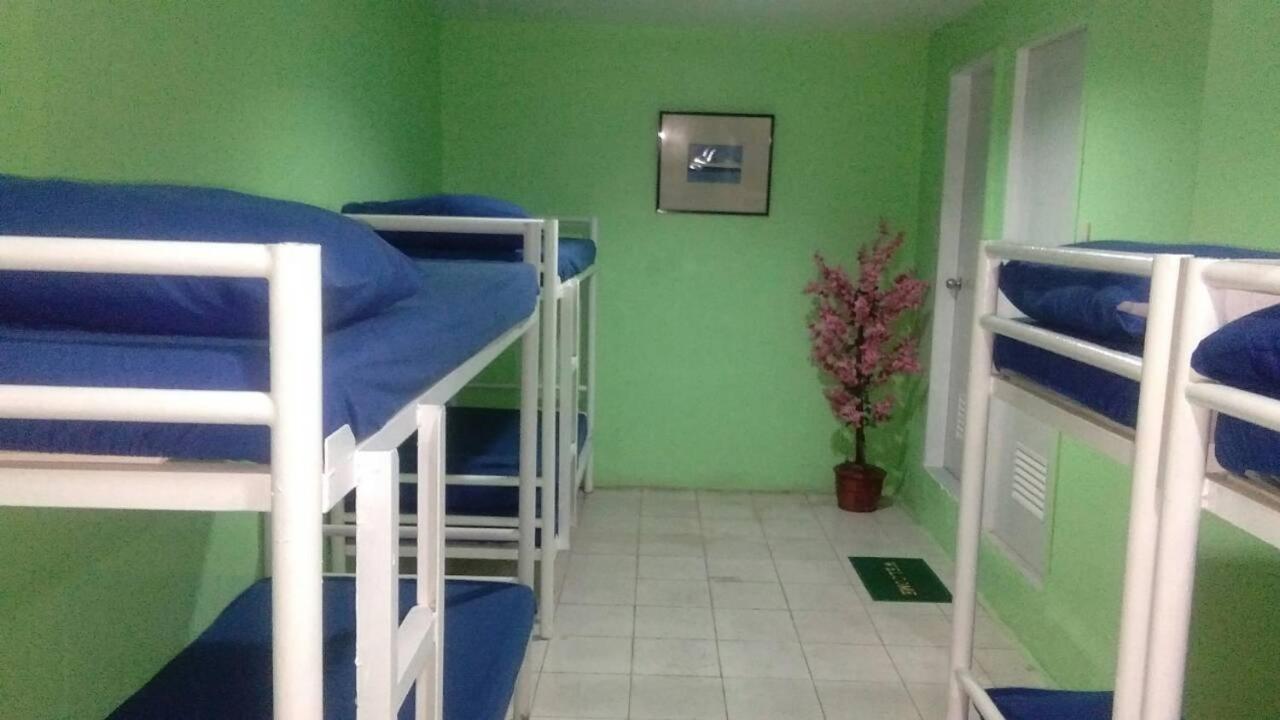 Bahay Ng Lahat Manila Zewnętrze zdjęcie